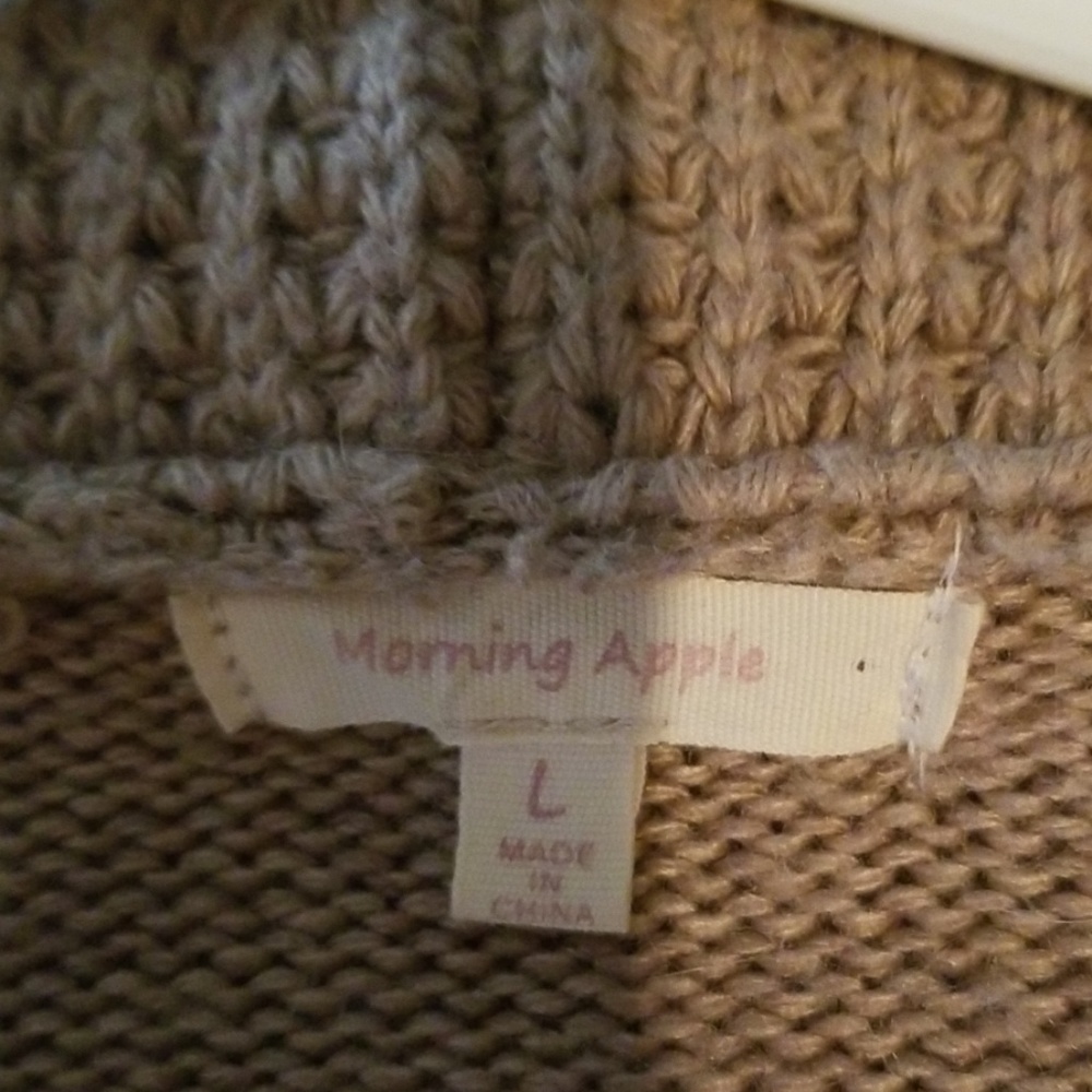 Cardigan - Picture 3 of 3